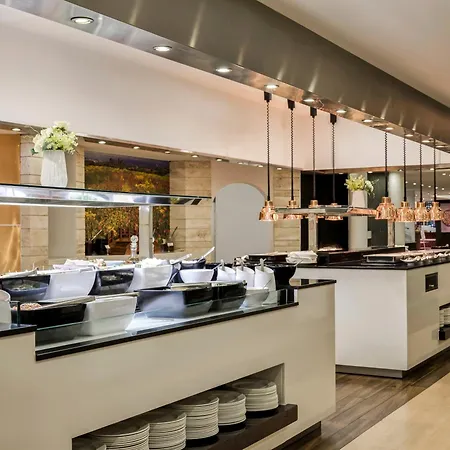 Esperos Mare & Hotell 4*