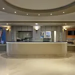 Esperos Mare & فندق فاليراكي