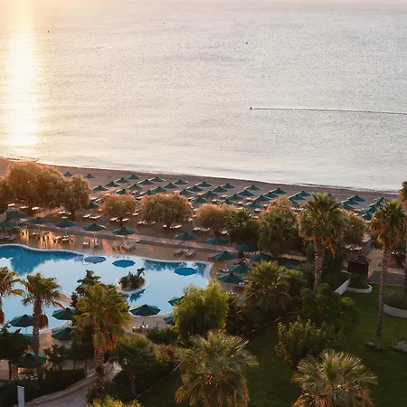 Esperos Mare & 4*