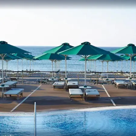 Esperos Mare & Hotell