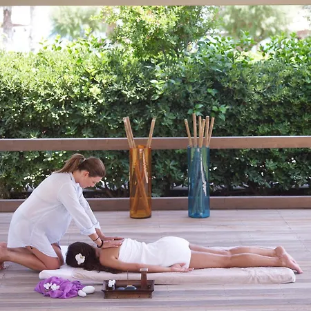 Esperos Mare & Фалираки