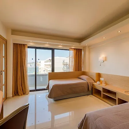 Hotell Esperos Mare &