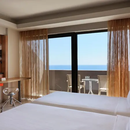 Esperos Mare & 4*