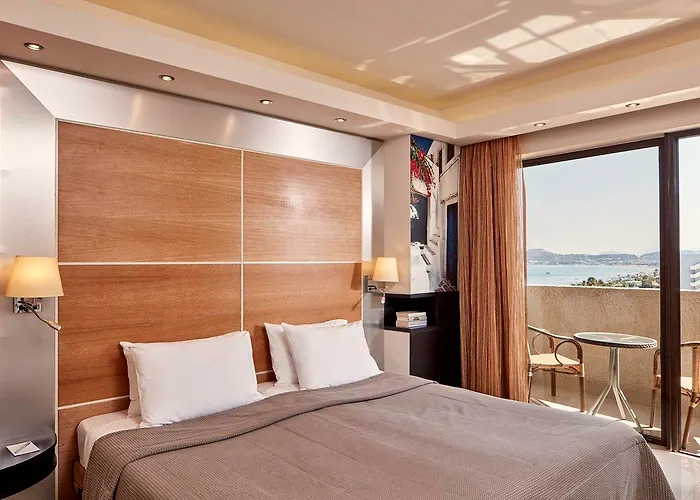 Esperos Mare & 4* Φαληράκι