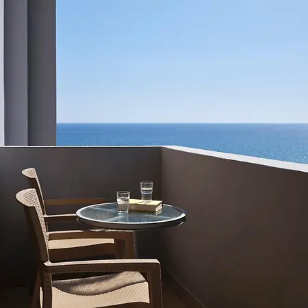 Hotel Esperos Mare & 4*