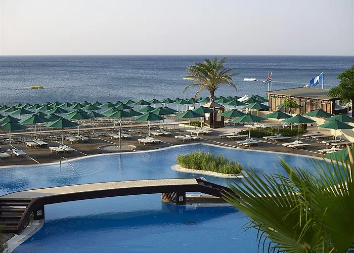 فندق Esperos Mare & فاليراكي