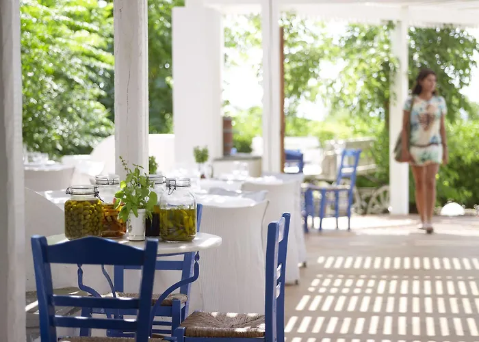 Esperos Mare & Hotel 4*